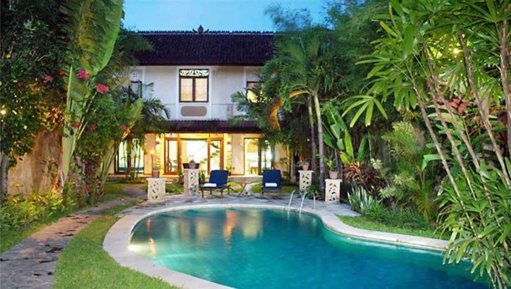 Mayang Private Pool Villa Seminyak エクステリア 写真