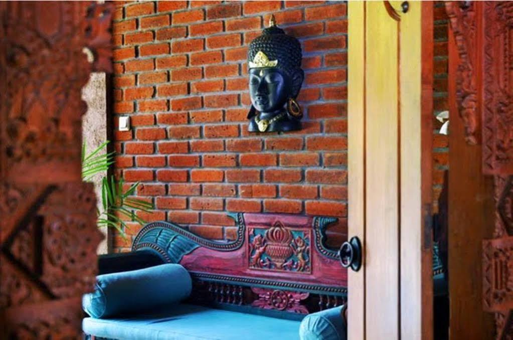 Mayang Private Pool Villa Seminyak エクステリア 写真